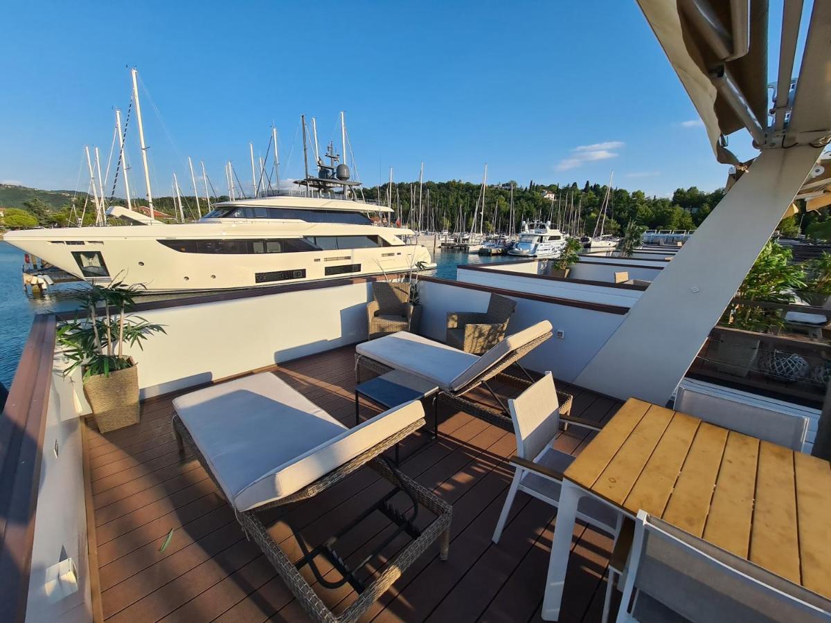 Marina Seahouse Brina Villa Portoroz Exterior photo